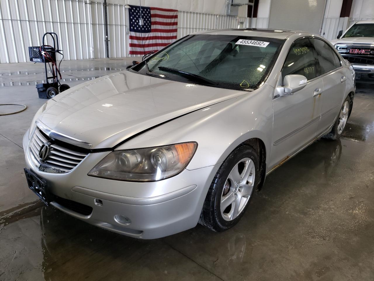 Photo 2 from auction – 2005 ACURA RL with VIN JH4KB16575C011481