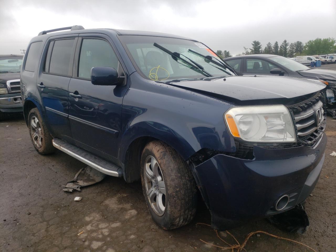 HONDA PILOT EXLN 2012 with VIN 5FNYF4H74CB008117 - Photo from auction