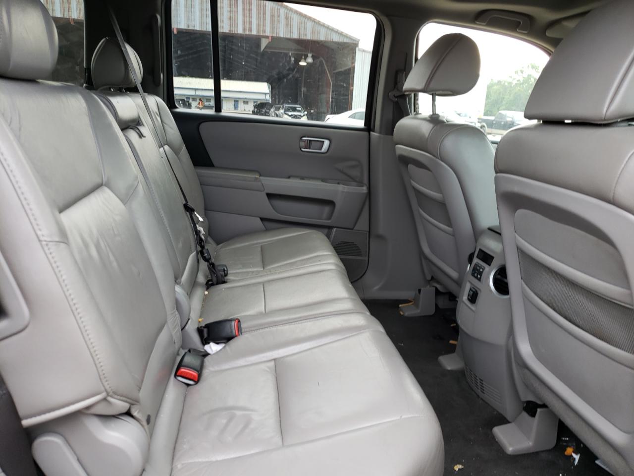Photo 6 from auction – 2011 HONDA PILOT EXL with VIN 5FNYF3H56BB002097