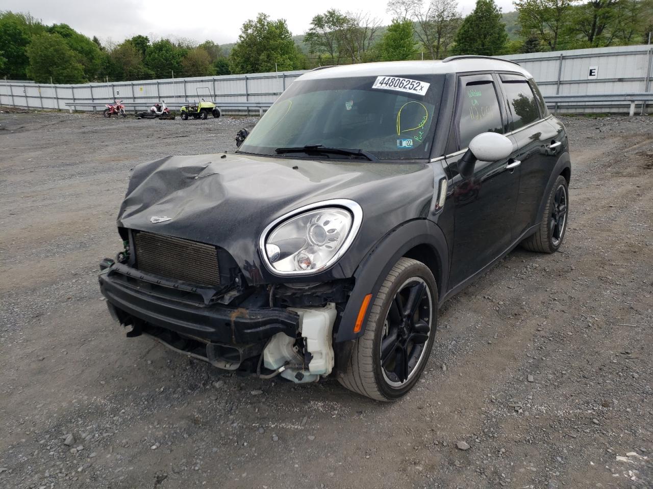 Foto 2 de la subasta – 2011 MINI COOPER S C con VIN WMWZC5C54BWH99770