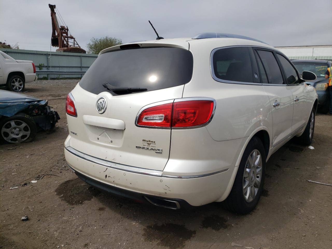 Photo 4 from auction – 2014 BUICK ENCLAVE with VIN 5GAKVBKDXEJ331676