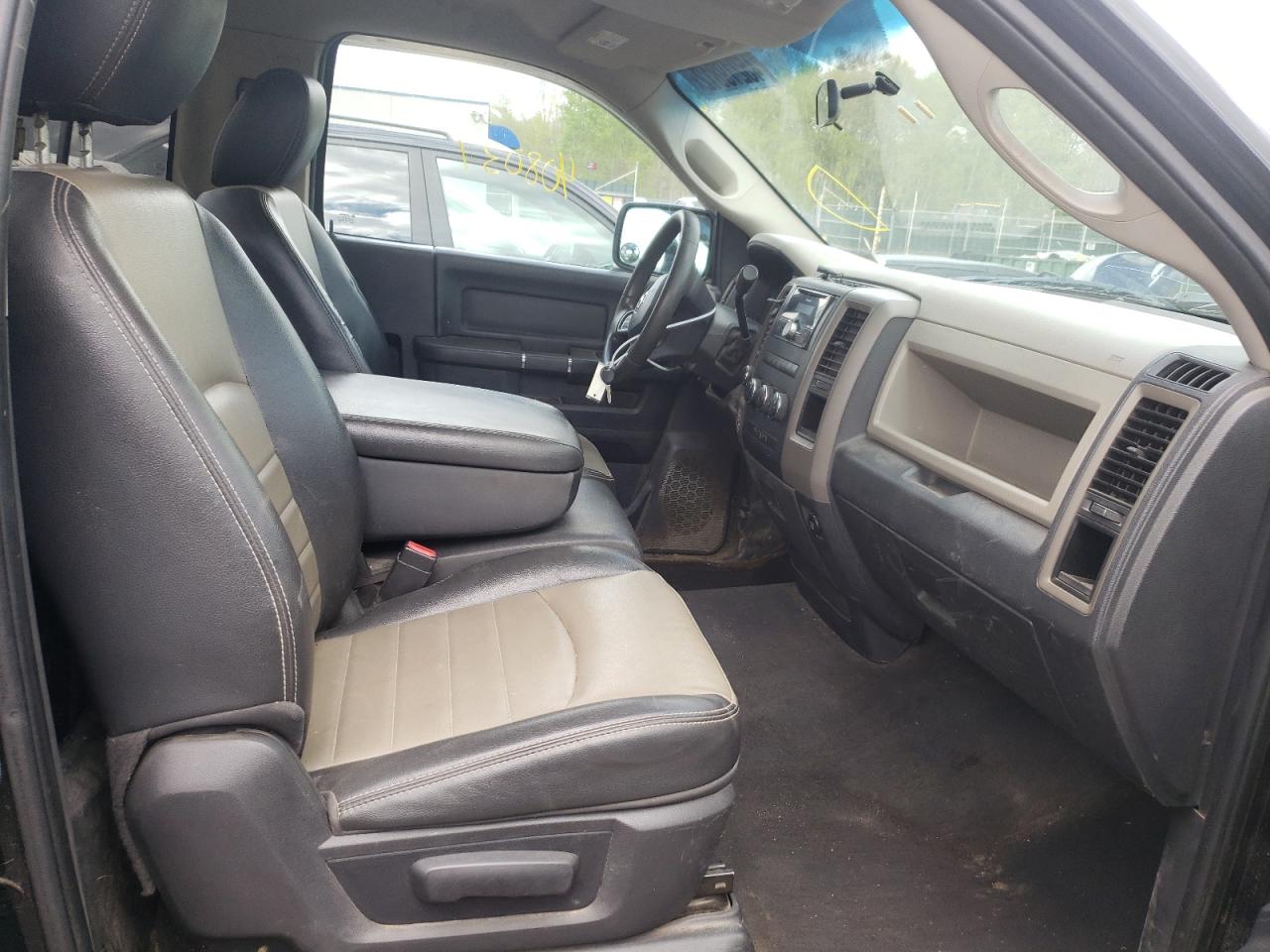 Photo 5 from auction – 2012 DODGE RAM 1500 S with VIN 3C6JD7AT7CG136742