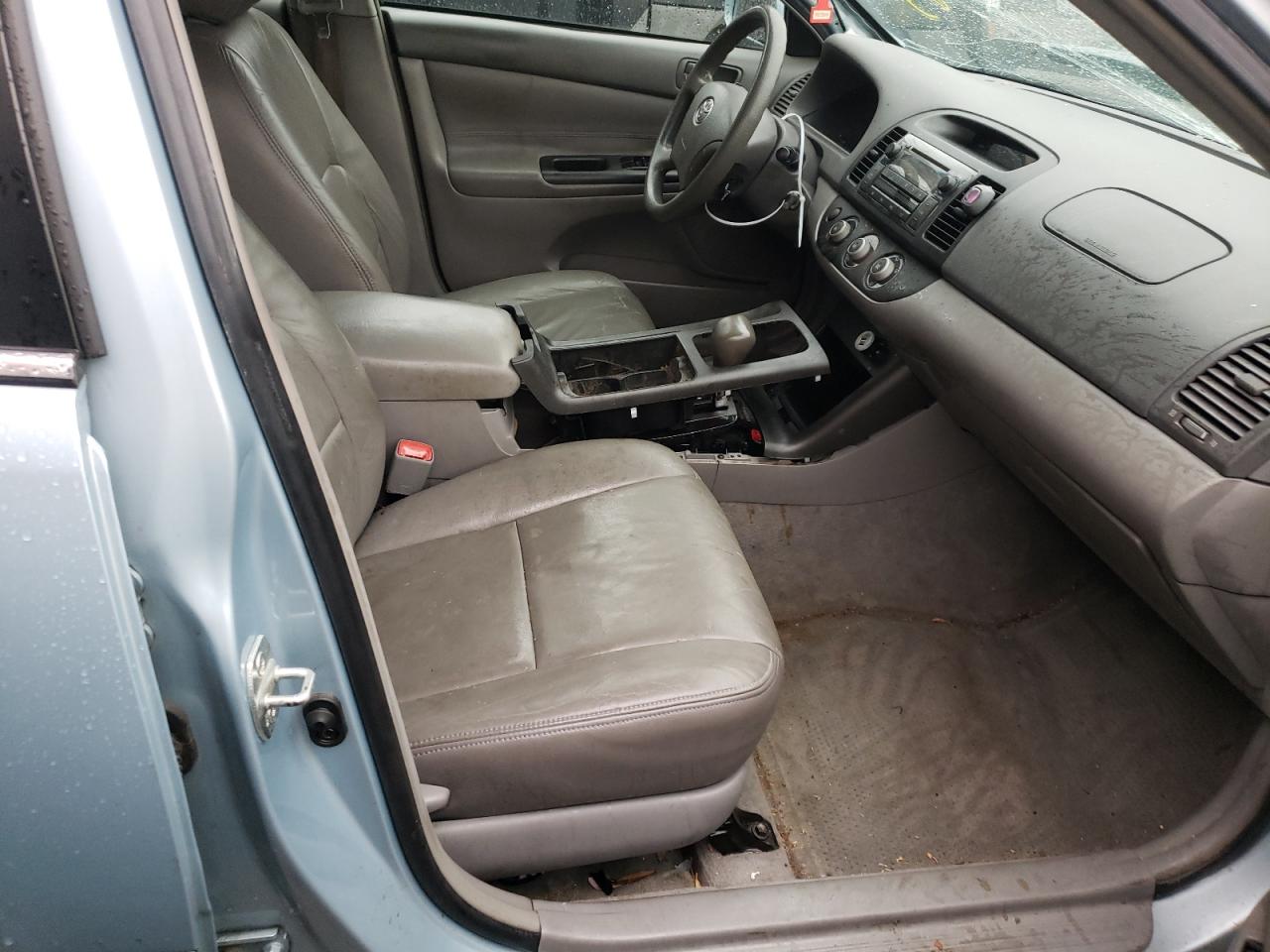 Photo 5 from auction – 2006 TOYOTA CAMRY LE with VIN 4T1BE32K76U737638