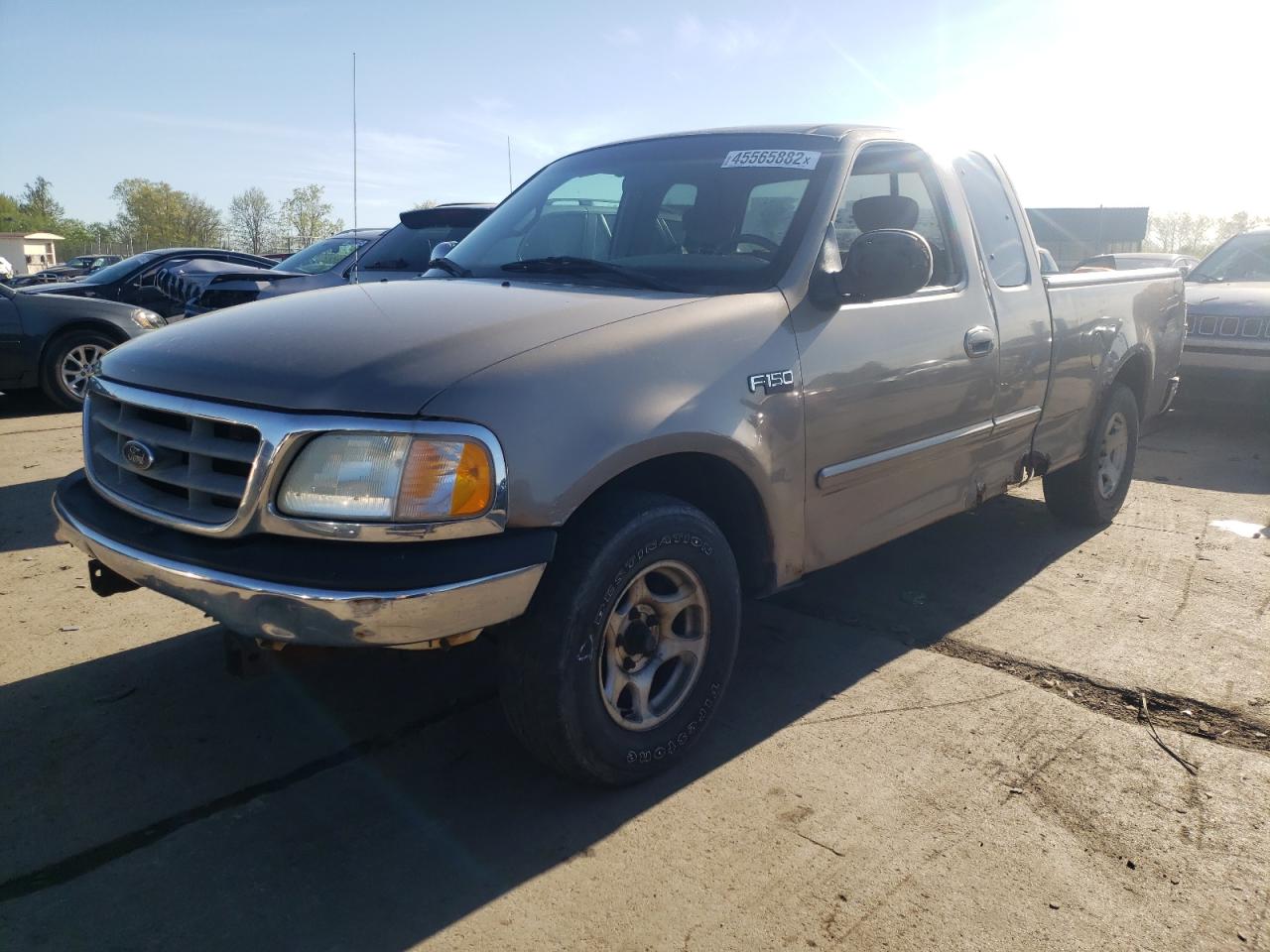 Photo 2 from auction – 2002 FORD F150 with VIN 1FTRX17202NA19055