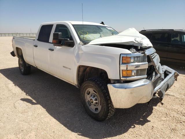 CHEVROLET SILVERADO 2018 with VIN 1GC1KUEG0JF186259 - Photo from auction