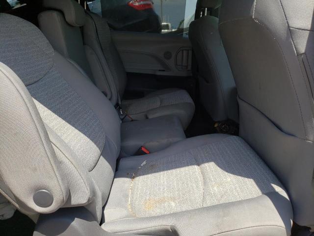 Photo 6 from auction – 2021 TOYOTA SIENNA LE with VIN 5TDKRKEC6MS019989