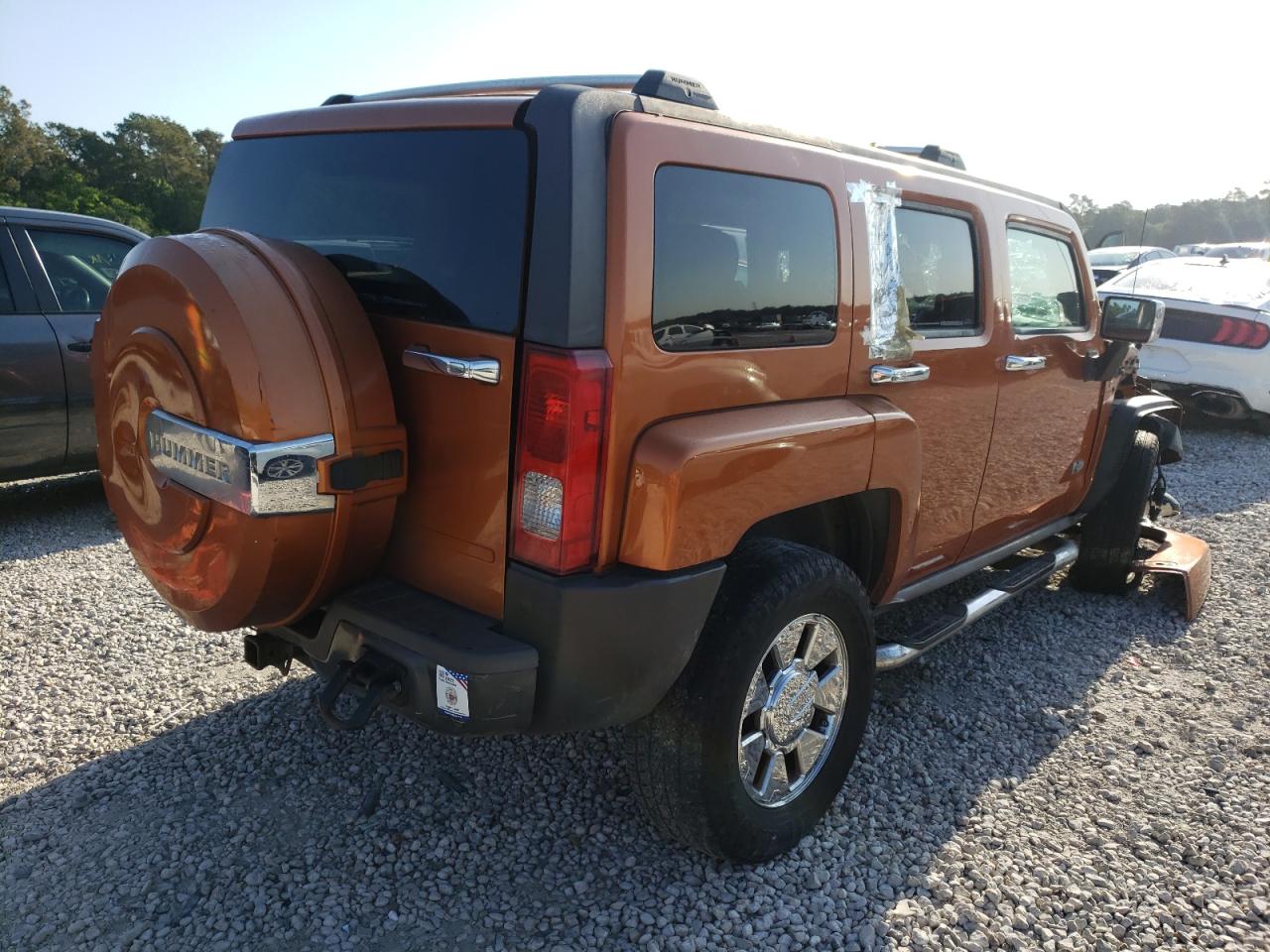 Photo 4 from auction – 2007 HUMMER H3 with VIN 5GTDN13E678137724