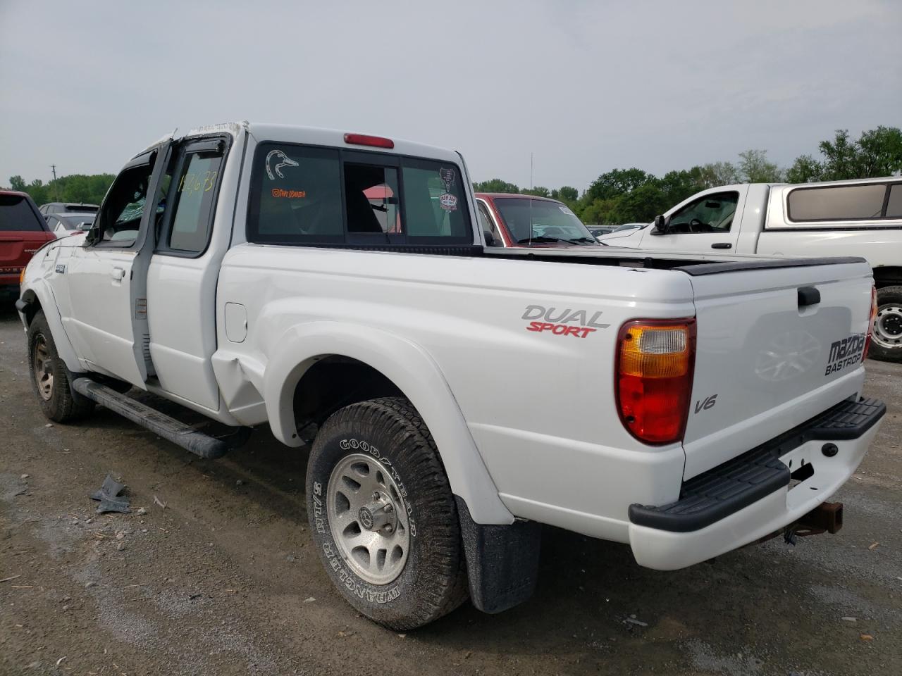 Photo 3 from auction – 2003 MAZDA B4000 CAB with VIN 4F4YR46E93TM08879
