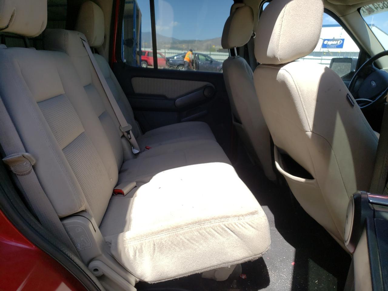 Photo 6 from auction – 2008 FORD EXPLORER X with VIN 1FMEU73E88UA45567