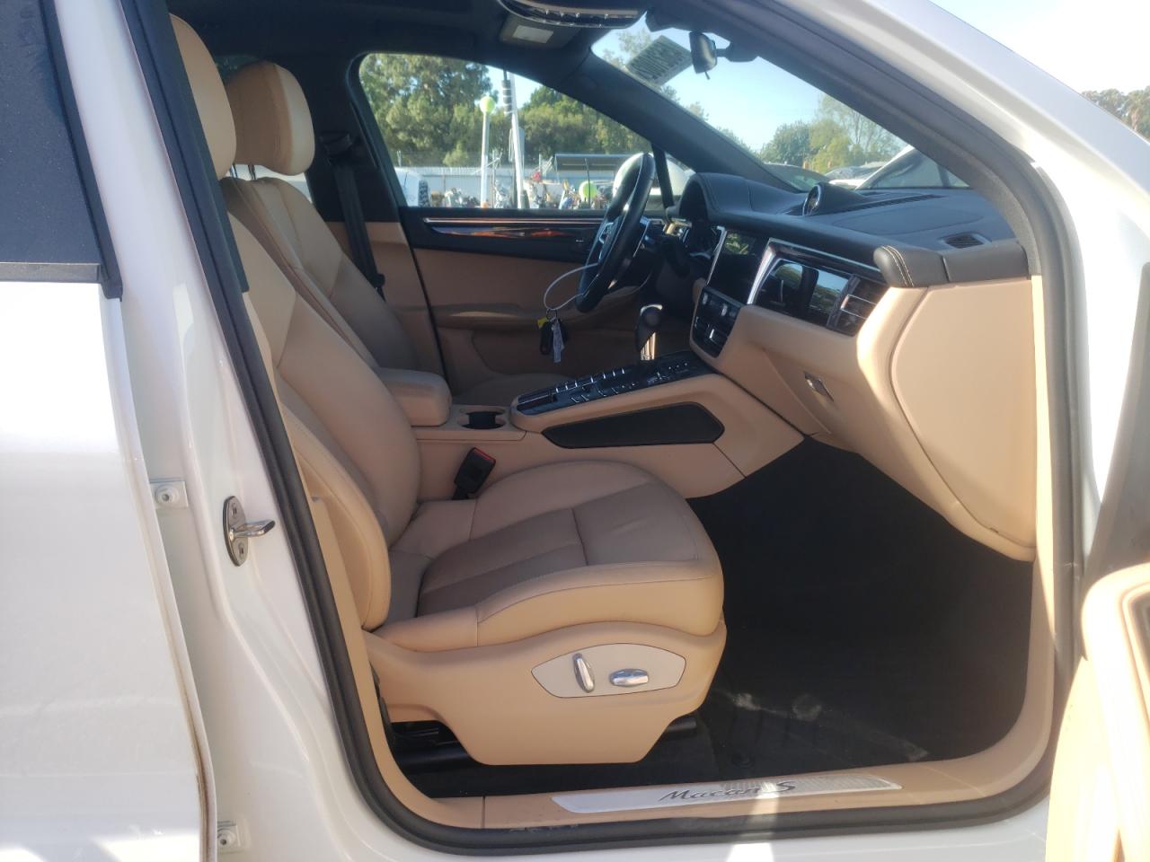 Photo 5 from auction – 2021 PORSCHE MACAN S with VIN WP1AB2A51MLB33809