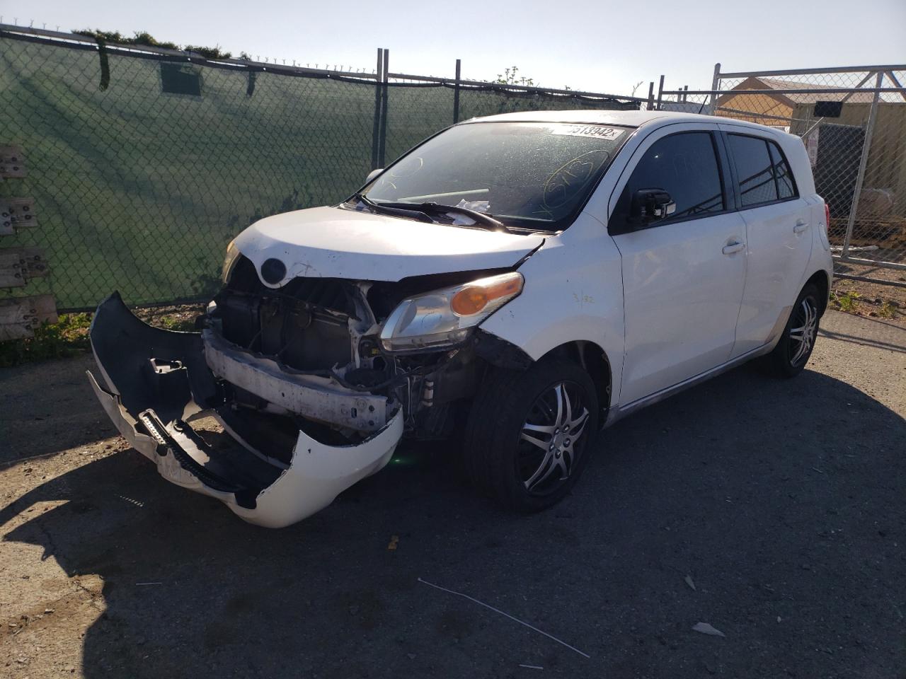 Photo 2 from auction – 2009 TOYOTA SCION XD with VIN JTKKU10449J034285