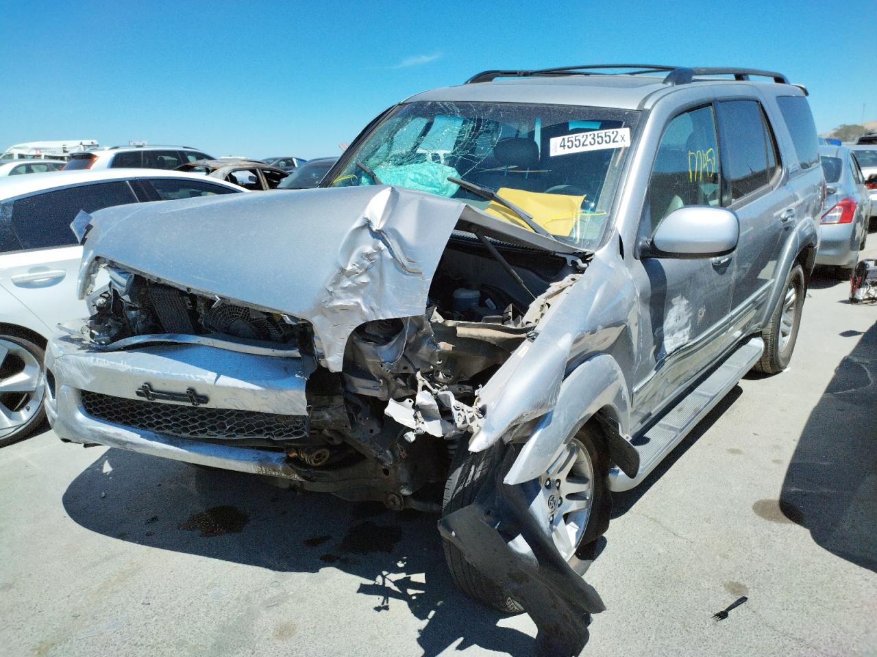 Photo 2 from auction – 2001 TOYOTA SEQUOIA LI with VIN 5TDBT48A61S039372