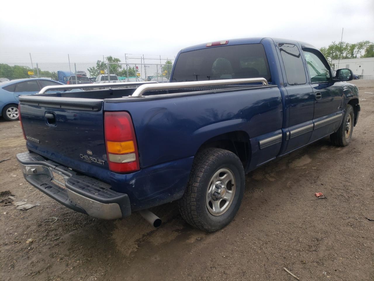 Photo 4 from auction – 2001 CHEVROLET SILVERADO with VIN 2GCEC19W511321676