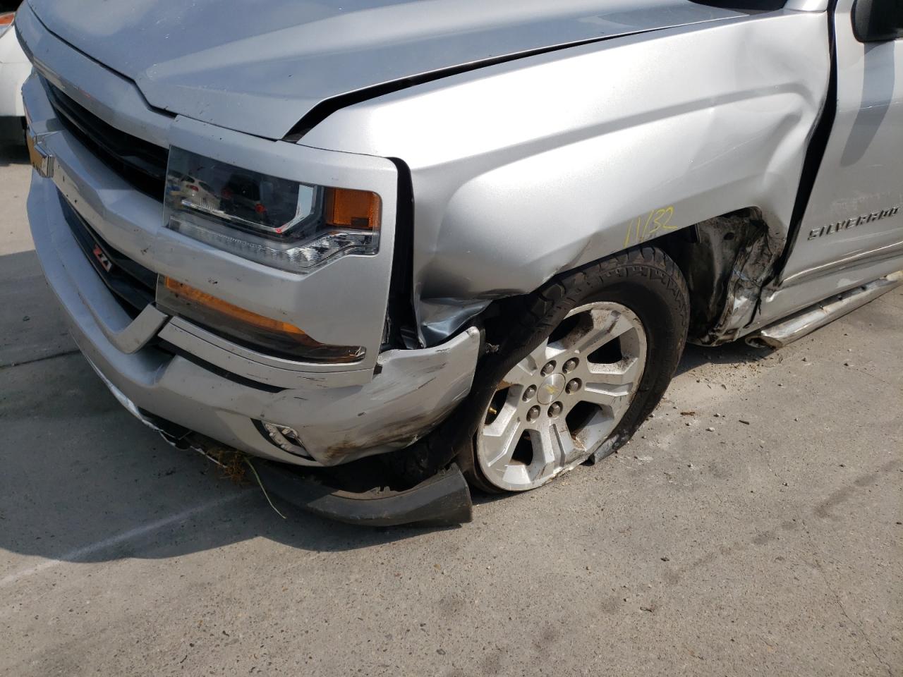 Photo 9 from auction – 2017 CHEVROLET SILVERADO with VIN 3GCUKREC2HG489009