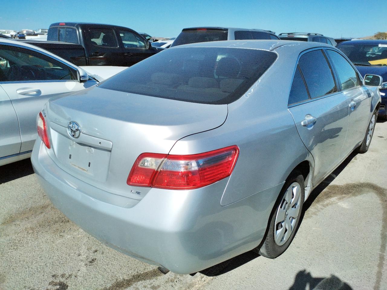 Photo 4 from auction – 2007 TOYOTA CAMRY CE with VIN 4T1BE46K47U093680
