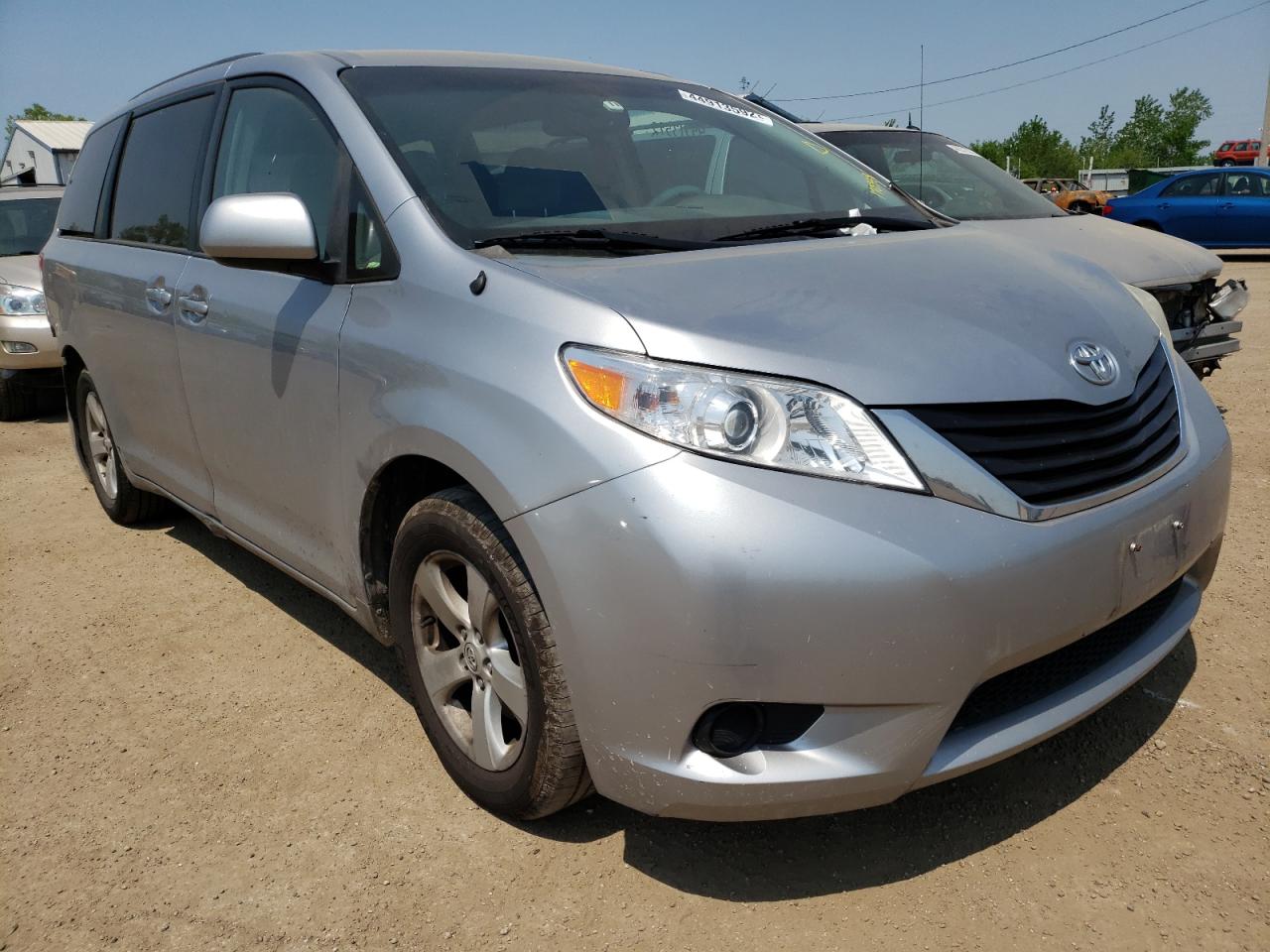Photo 1 from auction – 2011 TOYOTA SIENNA LE with VIN 5TDKK3DCXBS170388