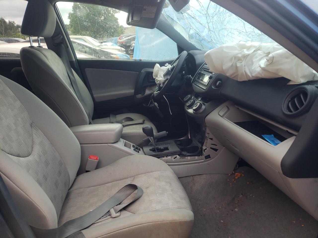 Photo 5 from auction – 2012 TOYOTA RAV4 with VIN 2T3ZF4DV2CW148878