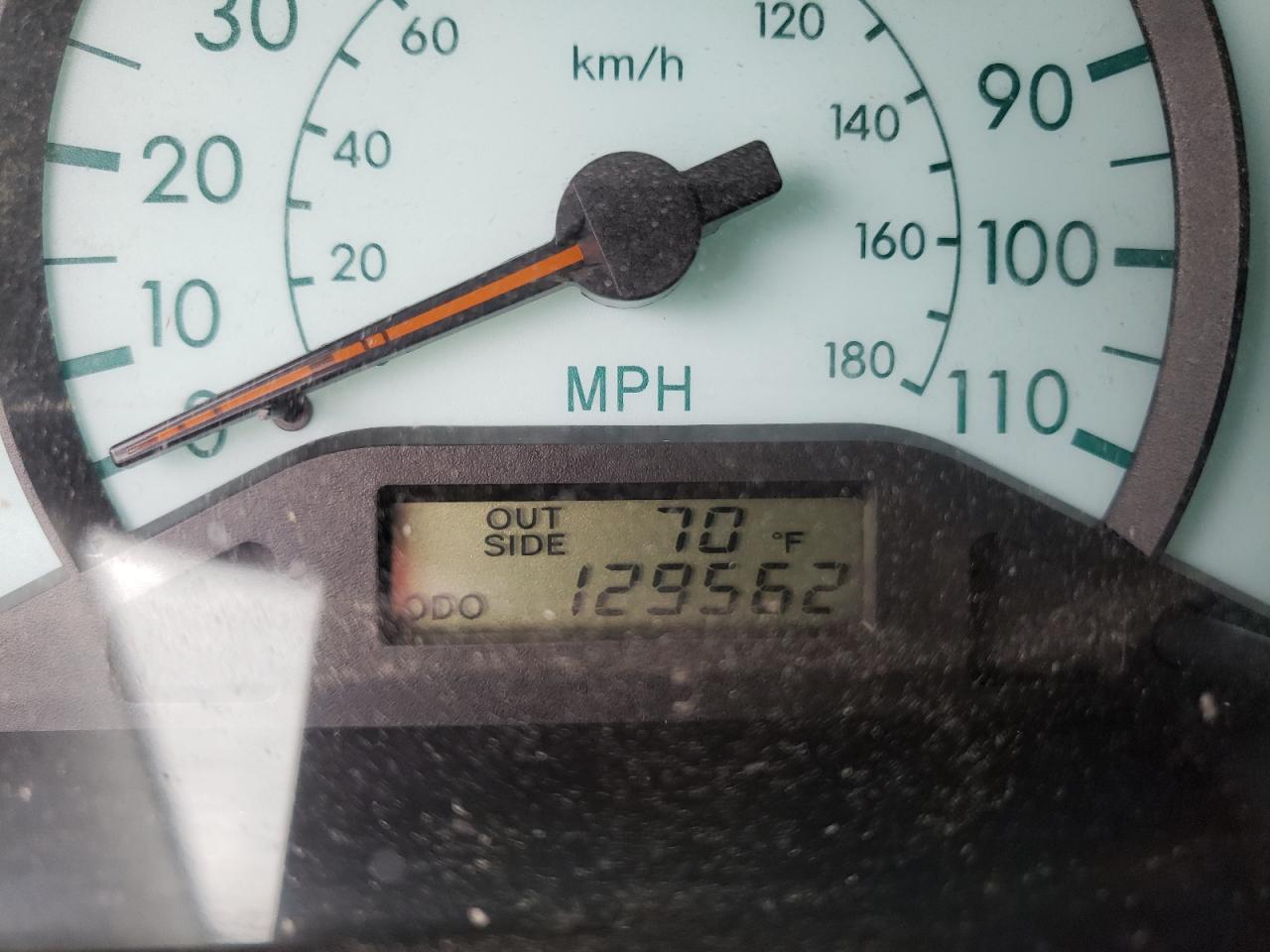 Photo 8 from auction – 2004 TOYOTA COROLLA CE with VIN JTDBR32E542048189