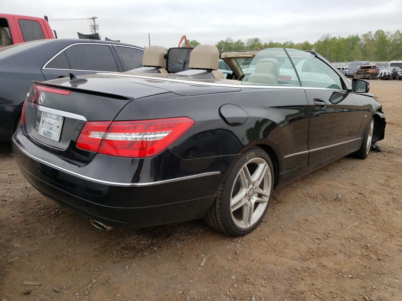 Photo 4 from auction – 2012 MERCEDES-BENZ E 350 with VIN WDDKK5KF8CF170745