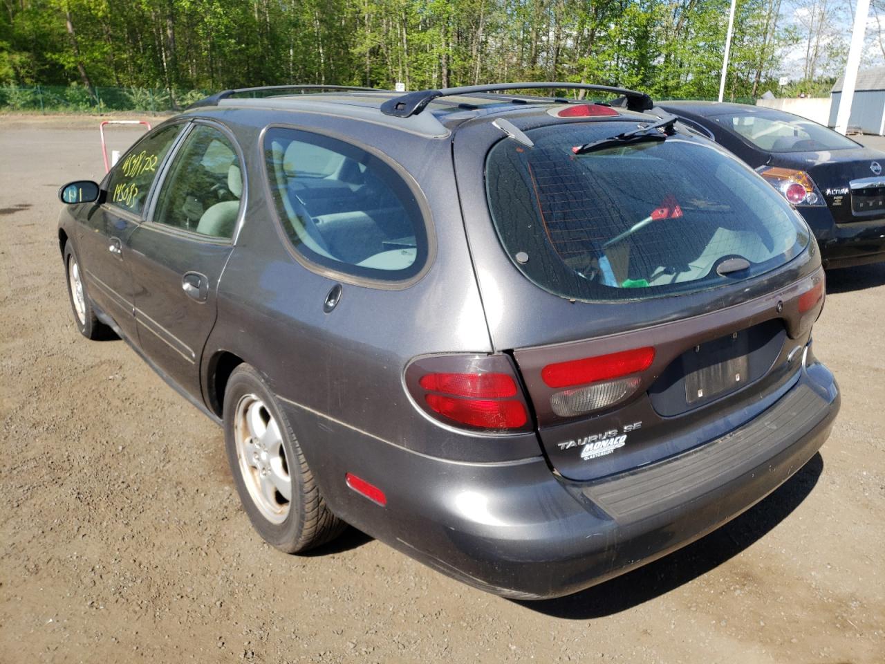 Photo 3 from auction – 2004 FORD TAURUS SE with VIN 1FAHP58U44A170323