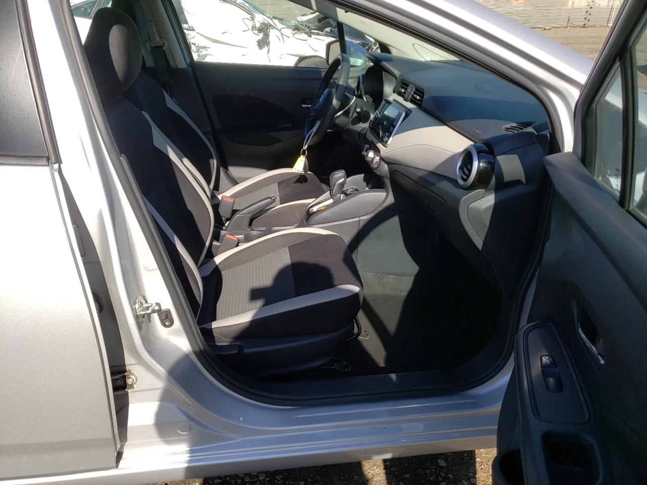 Photo 5 from auction – 2021 NISSAN VERSA SV with VIN 3N1CN8EVXML866771