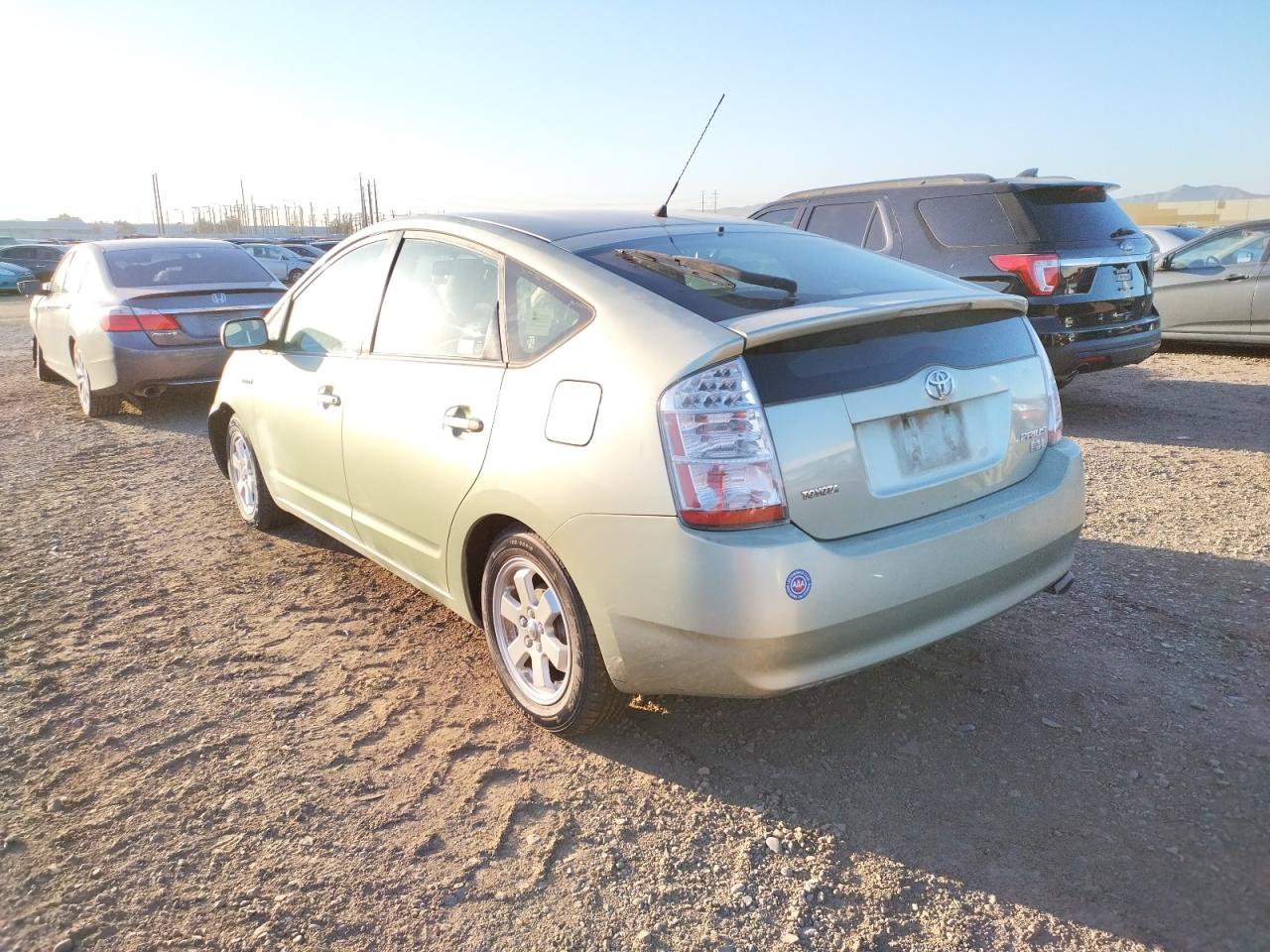 Photo 3 from auction – 2008 TOYOTA PRIUS with VIN JTDKB20U887709232