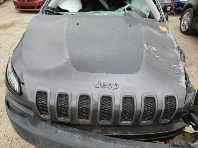 Photo 7 from auction – 2018 JEEP CHEROKEE T with VIN 1C4PJMBX6JD541996