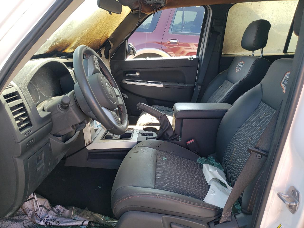 Photo 5 from auction – 2012 JEEP LIBERTY SP with VIN 1C4PJMAK6CW130742
