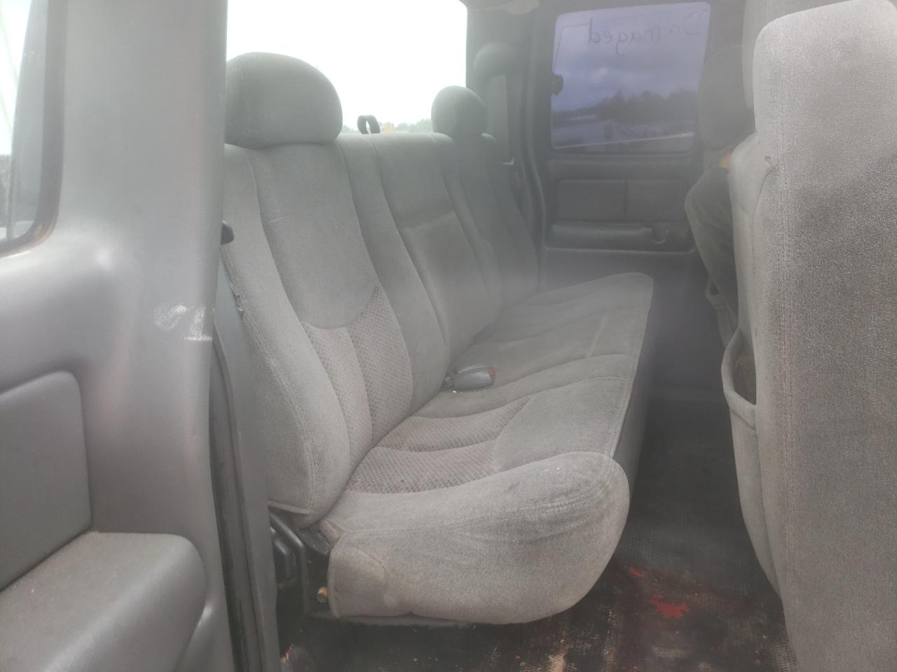 Photo 6 from auction – 2003 CHEVROLET SILVERADO with VIN 1GCEC19V93Z273603