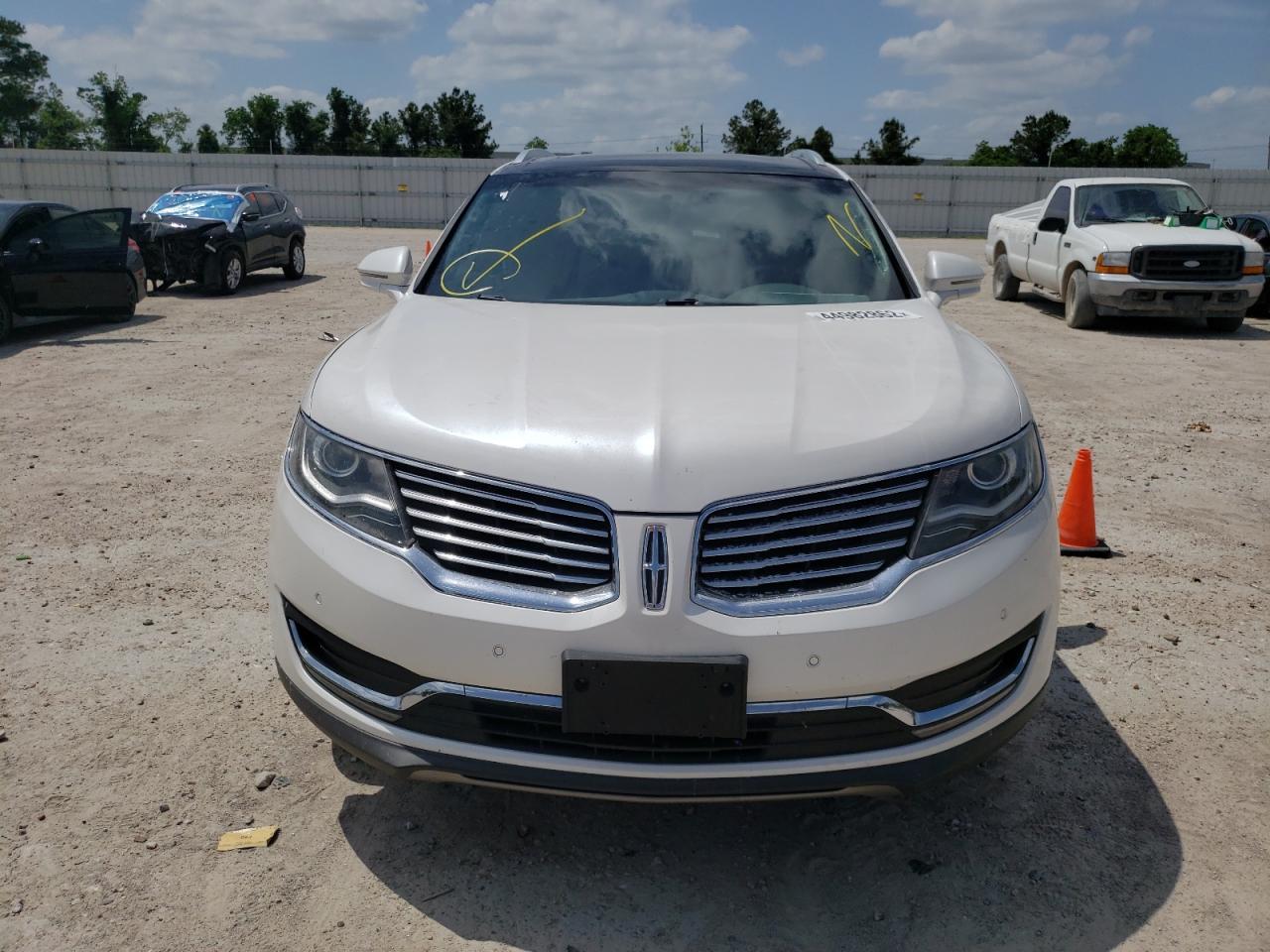 Photo 9 from auction – 2016 LINCOLN MKX RESERV with VIN 2LMTJ6LR8GBL57488