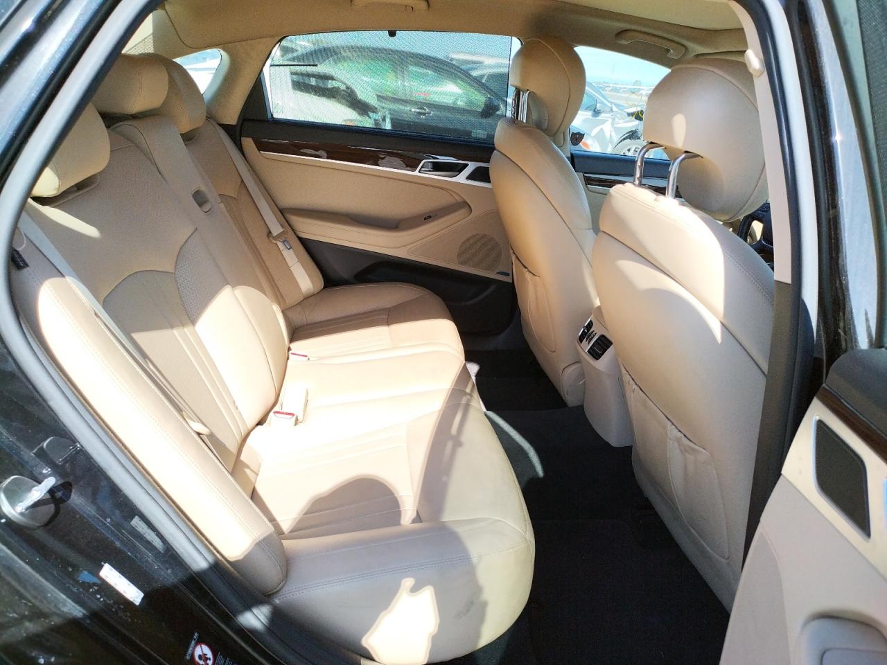 Photo 6 from auction – 2017 GENESIS G80 BASE with VIN KMHGN4JE9HU181195