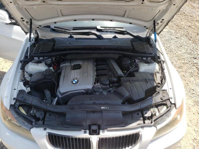 Photo 7 from auction – 2006 BMW 325 I AUTO with VIN WBAVB17506NK30315