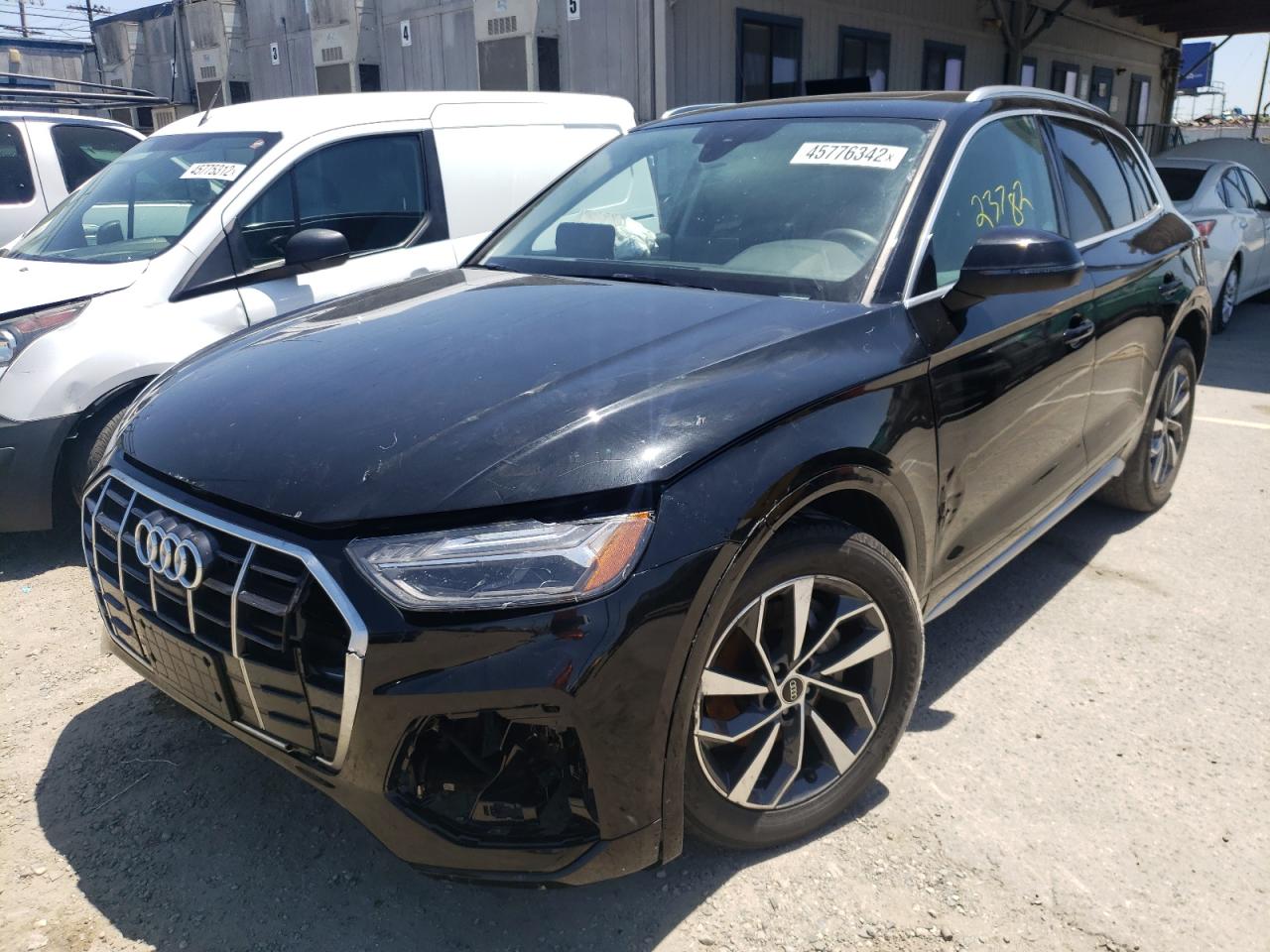 Photo 2 from auction – 2021 AUDI Q5 PREMIUM with VIN WA1BAAFY3M2015332