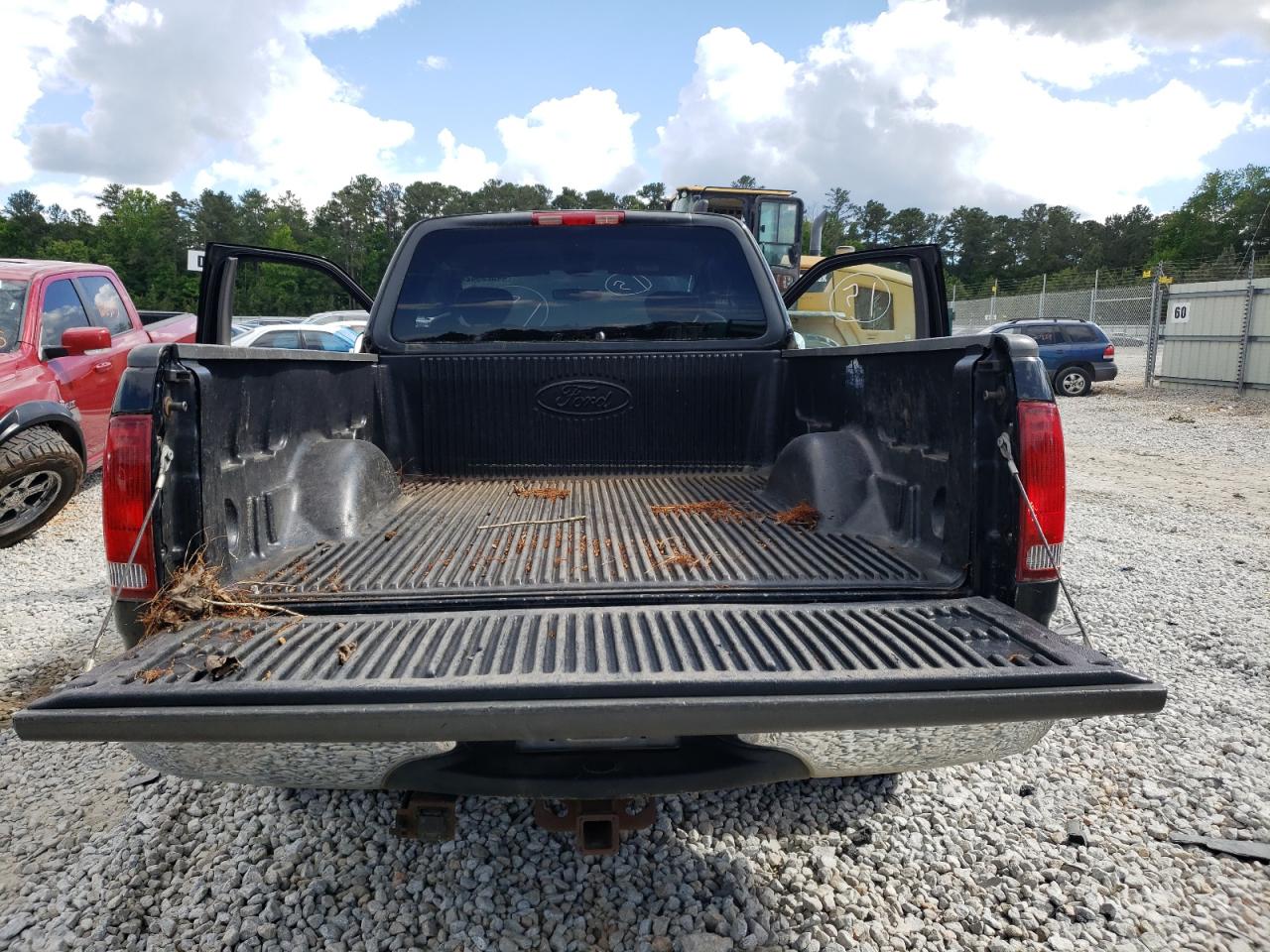 Photo 9 from auction – 2003 FORD F150 with VIN 1FTRX17W03NB41869