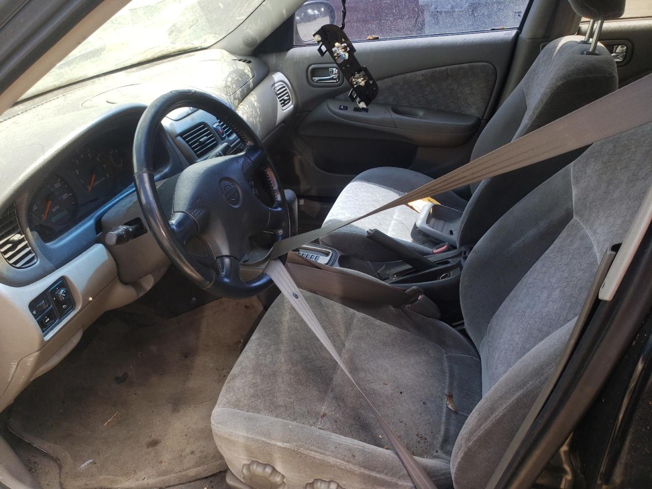 Photo 5 from auction – 2002 NISSAN SENTRA GXE with VIN 3N1CB51A52L550525