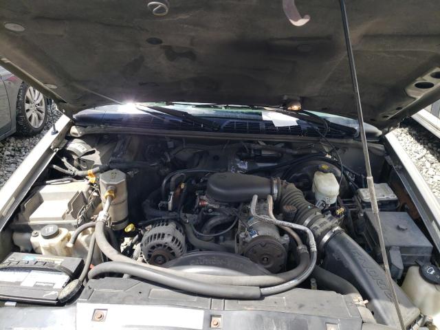 Photo 7 from auction – 2002 CHEVROLET BLAZER with VIN 1GNCT18W12K235105
