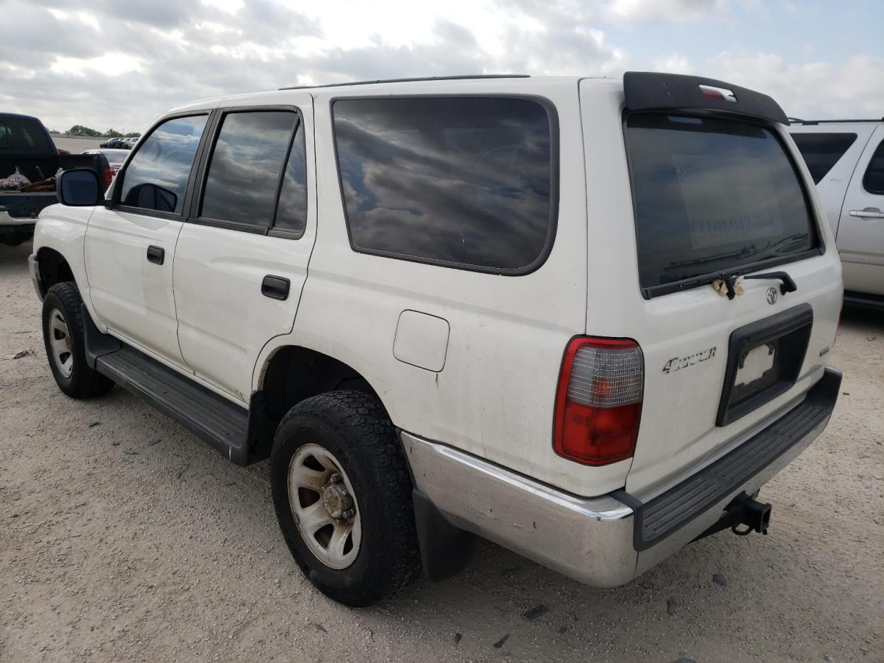 Photo 3 from auction – 2000 TOYOTA 4RUNNER with VIN JT3GM84R0Y0058426