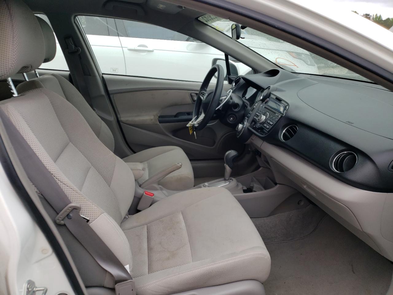 Photo 5 from auction – 2011 HONDA INSIGHT EX with VIN JHMZE2H72BS006135