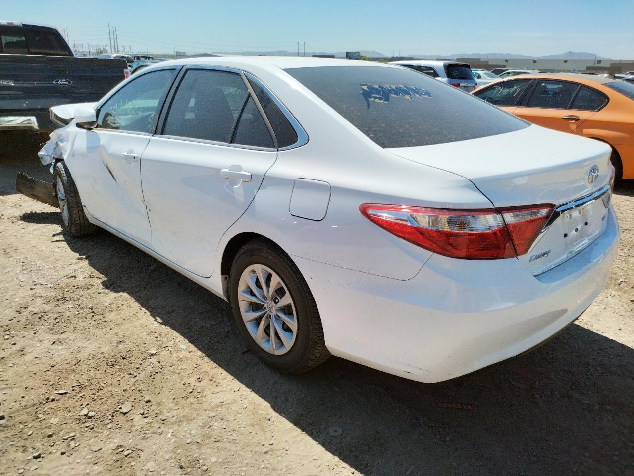 Photo 3 from auction – 2017 TOYOTA CAMRY LE with VIN 4T1BF1FK0HU628775