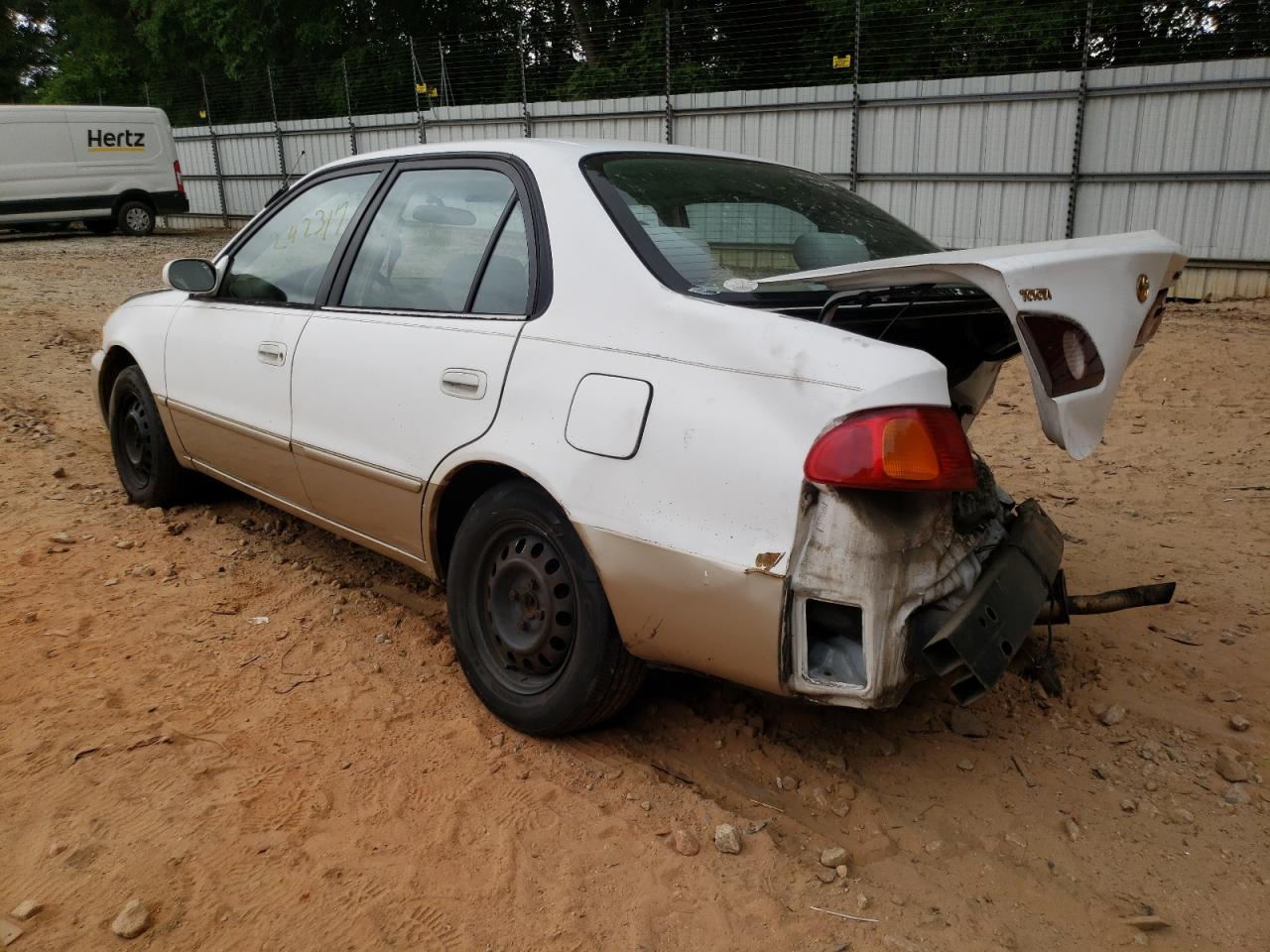 Photo 3 from auction – 2001 TOYOTA COROLLA CE with VIN 1NXBR12E11Z479743