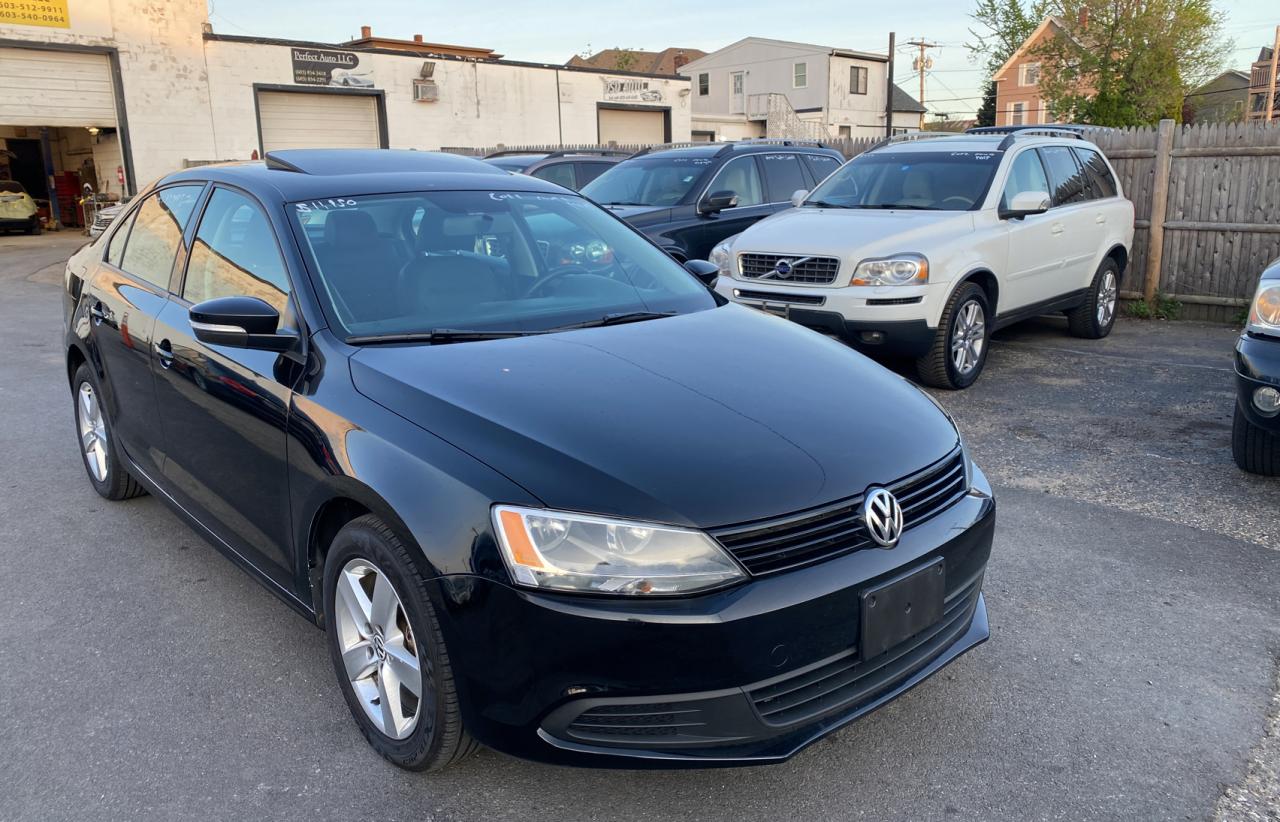 Photo 1 from auction – 2011 VOLKSWAGEN JETTA TDI with VIN 3VWLL7AJ8BM064367