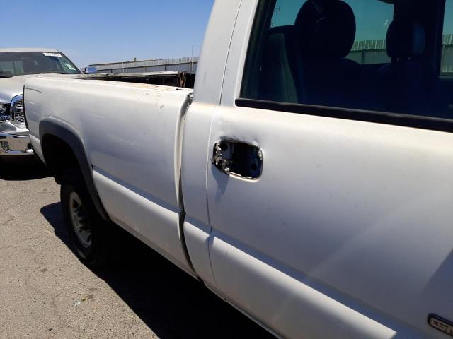 Photo 9 from auction – 2006 GMC SIERRA C25 with VIN 1GTHC24U16E222738