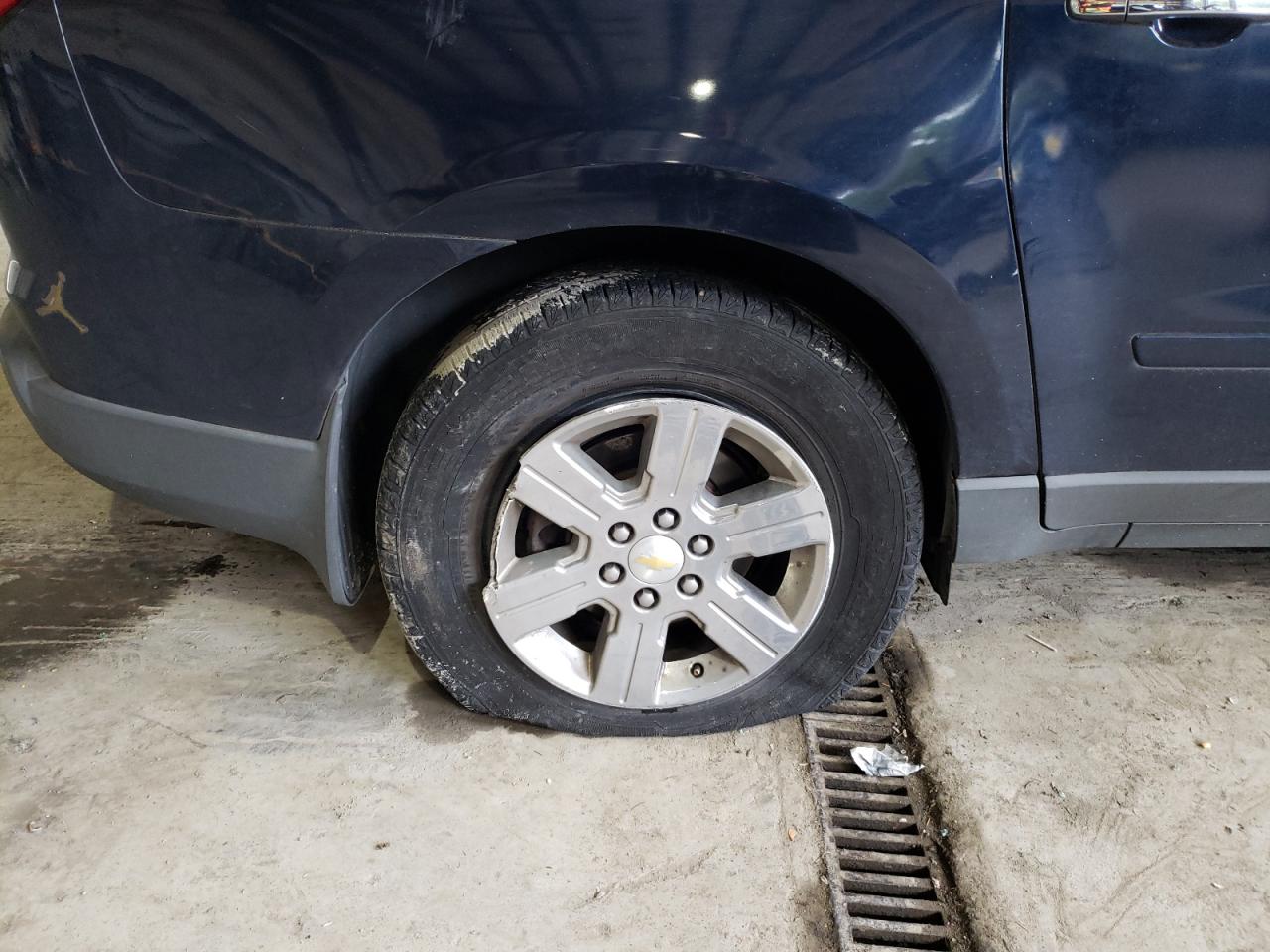 Photo 9 from auction – 2011 CHEVROLET TRAVERSE L with VIN 1GNKRGED2BJ342122