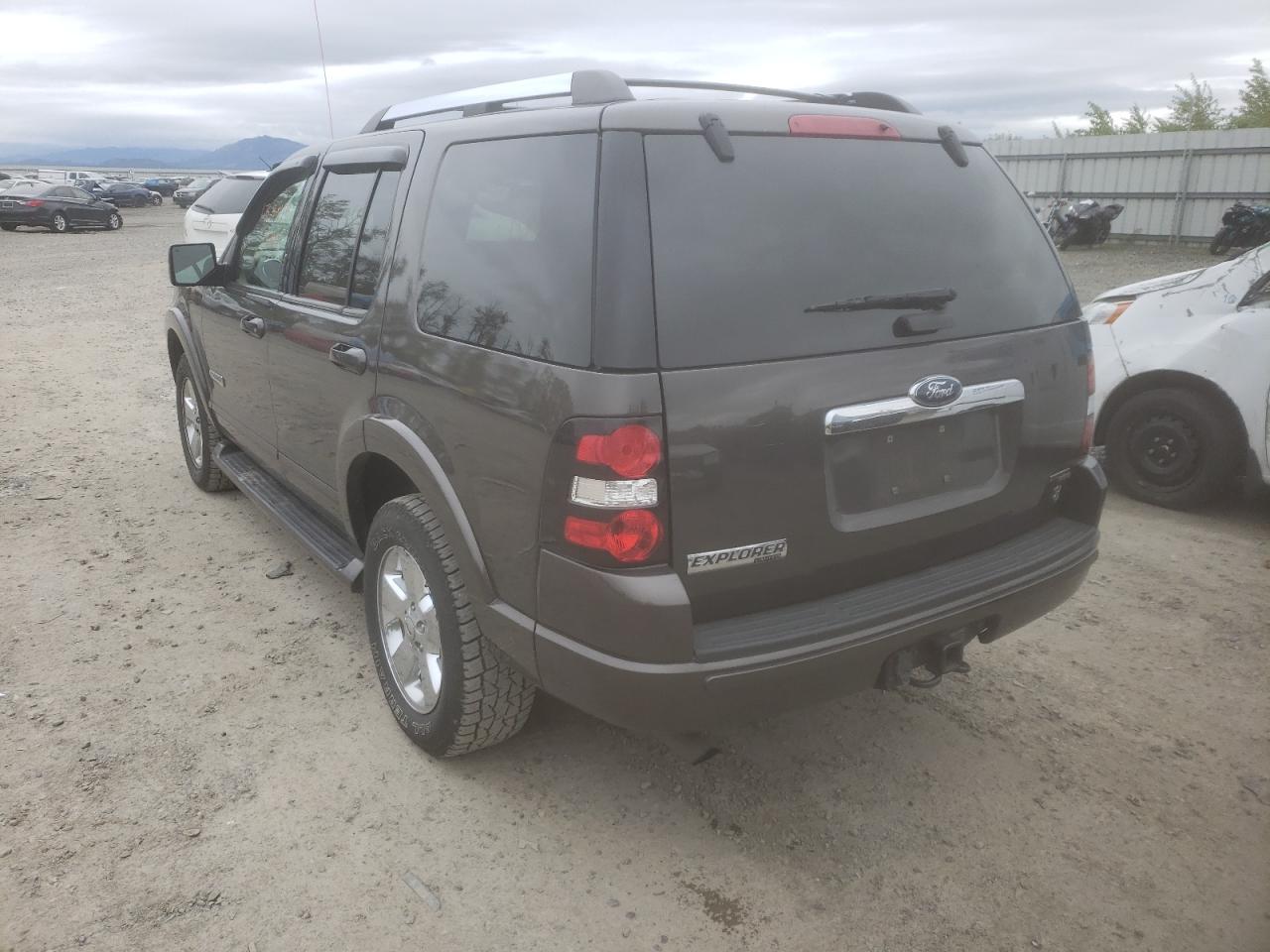 Photo 3 from auction – 2006 FORD EXPLORER L with VIN 1FMEU75826UA75426