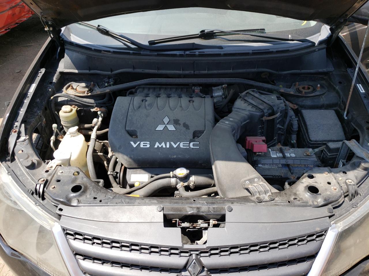 Photo 7 from auction – 2007 MITSUBISHI OUTLANDER with VIN JA4MT31X67Z015981