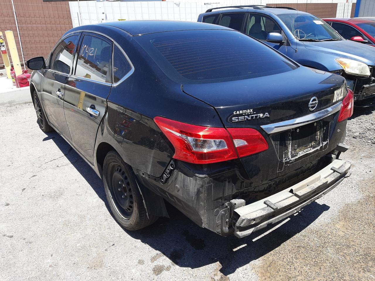 Photo 3 from auction – 2016 NISSAN SENTRA S with VIN 3N1AB7AP1GY233570