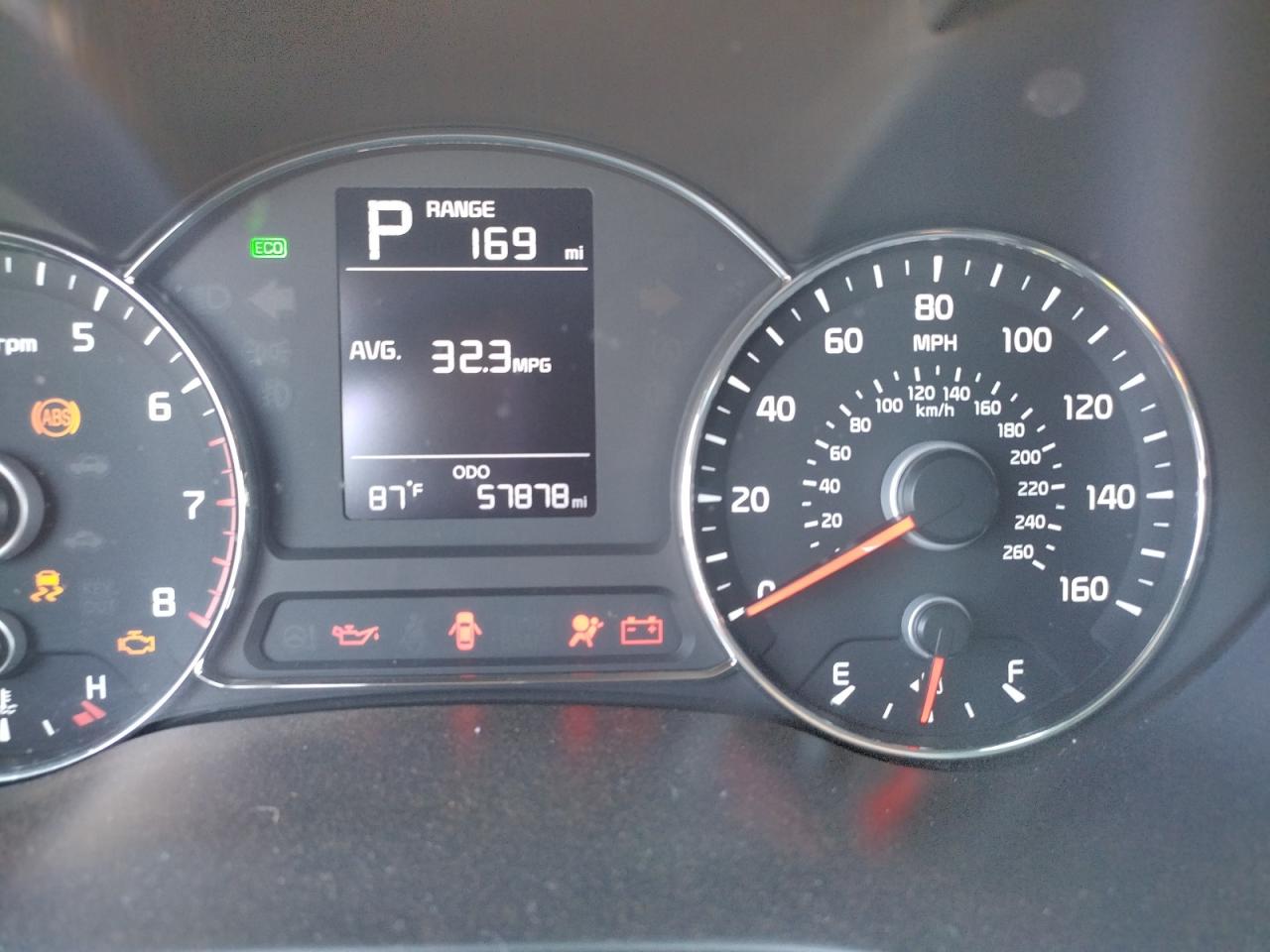 Photo 8 from auction – 2018 KIA FORTE LX with VIN 3KPFK4A79JE213898