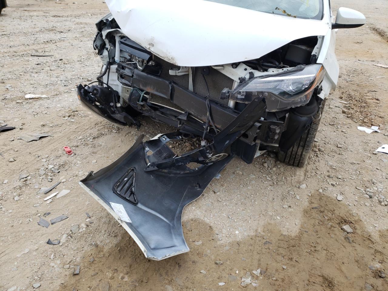 Photo 9 from auction – 2017 TOYOTA COROLLA L with VIN 5YFBURHEXHP579873