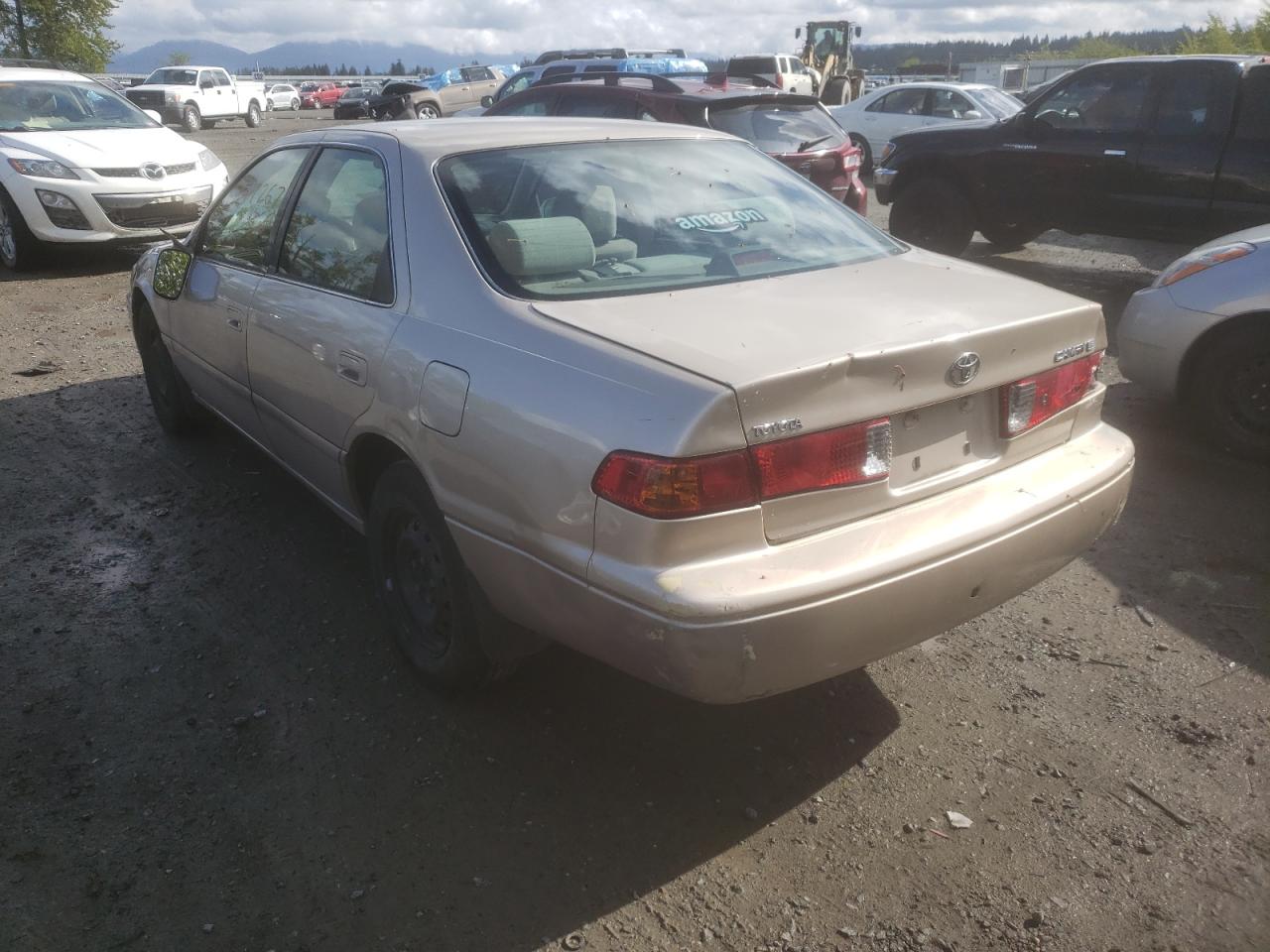 Photo 3 from auction – 2000 TOYOTA CAMRY CE with VIN JT2BG22K2Y0495384