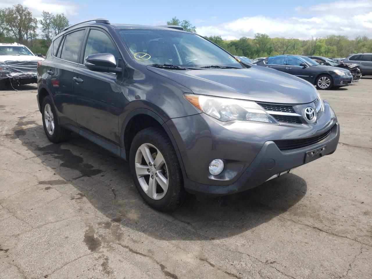 TOYOTA RAV4 XLE 2013 with VIN 2T3RFREV9DW112960 - Photo from auction